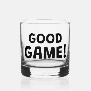 Gutes Spiel!   Fette Schriftzug-Game-Typografie lä Whiskyglas
