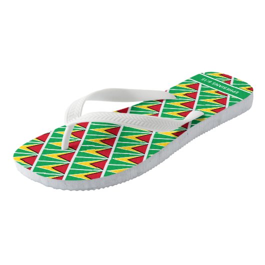 GUYANA FLAG Patriotic Personalisiert Guyana Badesandalen (Schrägansicht)