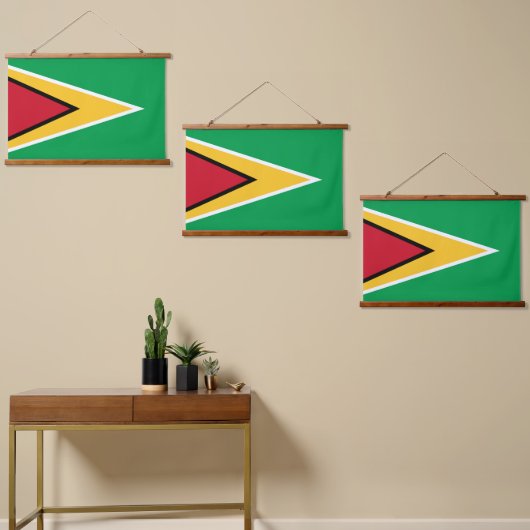 Guyana-Flagge Wandteppich Mit Holzrahmen (Asymmetrisch)