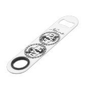 Gym Barbell Logo Thunder_Cove Speed Flaschenöffner (Rückseite Schrägansicht)