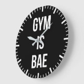 Gym is Bae - Funny Workout Inspiration Große Wanduhr (Winkel)