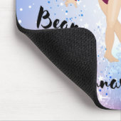 Gym Star Blonde, grüne Augen, Burgund Leotard Mousepad (Ecke)
