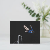 Gymnast (16-17) demontiert ungleiche Balken Postkarte (Stehend Vorderseite)