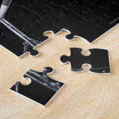 Gymnast (9-10), der nach ungleichen Bars sucht 2 Puzzle (Seite)