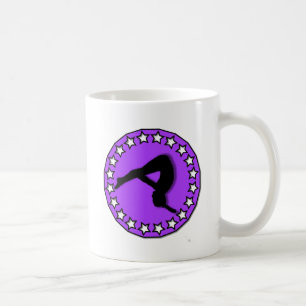 Gymnast in Lila Kaffeetasse