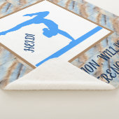 Gymnastik Gymnast auf Balancebrach Sherpa Decke. Sherpadecke (3/4)