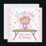 Gymnastik Jump Birthday Party Red Hair Vielen Dank Einladung<br><div class="desc">Dieses Design ist in unserem Gymnastikthema mit einem niedlichen kleinen rothaarigen Gymnast auf gliterem, sternigem Hintergrund. Auch andere Haarfarben sind verfügbar! Klicken Sie auf die Schaltfläche Anpassen für mehr Flexibilität beim Anpassen des Textes! Variationen dieses Designs sowie der Koordinationsprodukte sind in unserem Shop, zazzle.com/store/doodlelulu, erhältlich. Kontaktieren Sie uns, wenn Sie...</div>