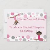 Gymnastik-Party-dunkles Haar-Mädchen im Rosa und Einladung (Vorderseite)