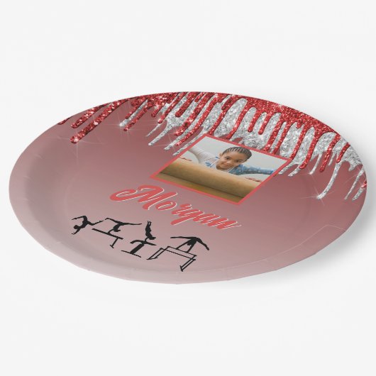 Gymnastik Red & Silver Glitzer Tropfen Custom Foto Pappteller (Schrägansicht)