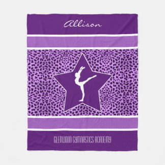 Gymnastiklila Cheetah-Druck mit Monogramm Fleecedecke
