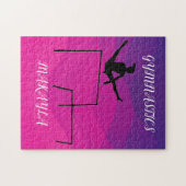 Gymnastikpuzzle mit Gymnast auf ungleichen Bars. Puzzle (Horizontal)