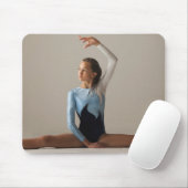 Gymnastikweibliche (12-13) darstellende Splitter Mousepad (Mit Mouse)