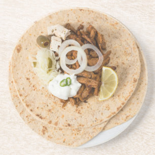 Gyros pita mit Tzatziki coleslaw olives und feta Getränkeuntersetzer
