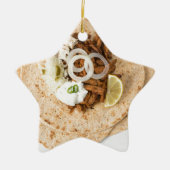 Gyros pita mit Tzatziki coleslaw olives und feta Keramik Ornament (Vorne)