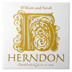 H Gold Monogramm auf Weiß - Namen Hochzeitdatum Ti Fliese