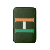 H Monogram überlagert sich auf irischer Flagge Badematte (Vorderseite Vertikal)