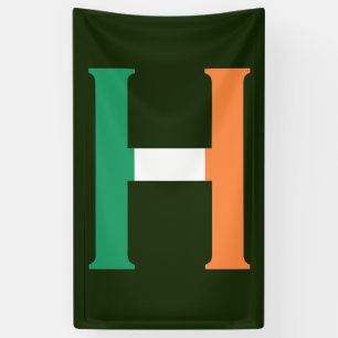 H Monogramm überlagert auf irischer Flagge (v) Banner