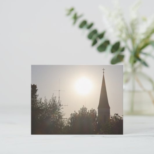 HAAGER KIRCHTURM IN MORGENSONNE MIT GEBÜSCH POSTKARTE (Stehend Vorderseite)