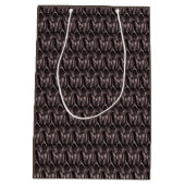 Haare, Kaninchen. Ein in einem mittelgroßen Gesche Mittlere Geschenktüte (Rückseite)