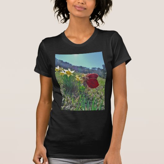 Haare und gelbe Blumen T-Shirt (Vorderseite)