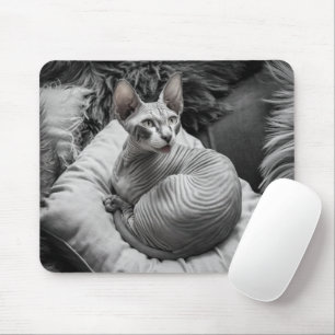 Haarlose Sphynx-Katze Mousepad