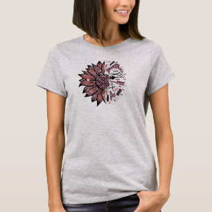 Haarstühle und Sonnenblumen aus rosa Leopard T-Shirt