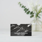 Haarstylist-Tools auf dem Desktop Visitenkarte (Stehend Vorderseite)