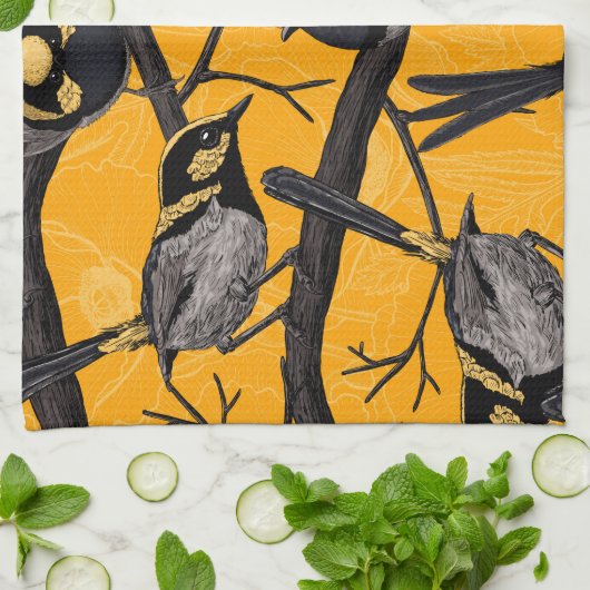 Haartrockner in Gelb Geschirrtuch (Gefaltet)