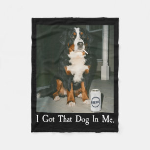 Habe diesen Hund in lustigem Berner Sennenhund Lie Fleecedecke