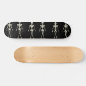 Habe ein unheimliches Halloween, Halloween Skelett Skateboard (Horizontal)