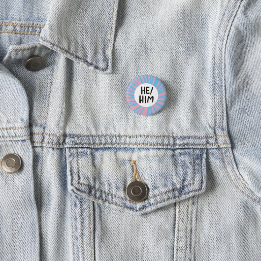 HABE Pronouns farbenfrohe Trans-Flagge Rosa Blau Button (Beispiel)