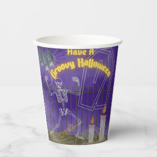 Haben Sie ein Groovy Halloween, tanzendes Skelett Pappbecher