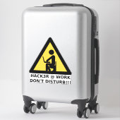 Hacker am Arbeitsplatz Aufkleber (Koffer)