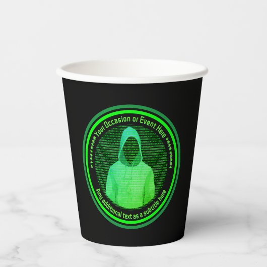 Hacker für Computer mit Cyberkriminalität - benutz Pappbecher (Vorderseite)