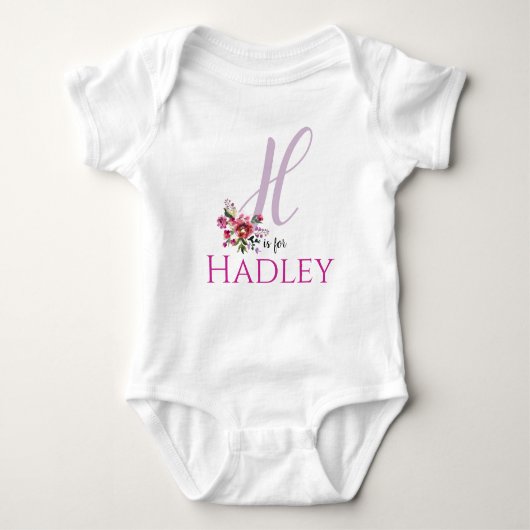 Hadley Name Reveal Floral Letter H Girl Whimsical Baby Strampler (Vorderseite)