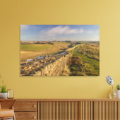 Hadrian's Wall Stretched Canvas Print Leinwanddruck (Insitu (Wohnzimmer))