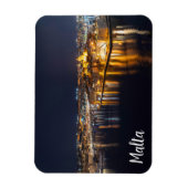 Hafen in Malta nachts beleuchtet Magnet (Vertikal)