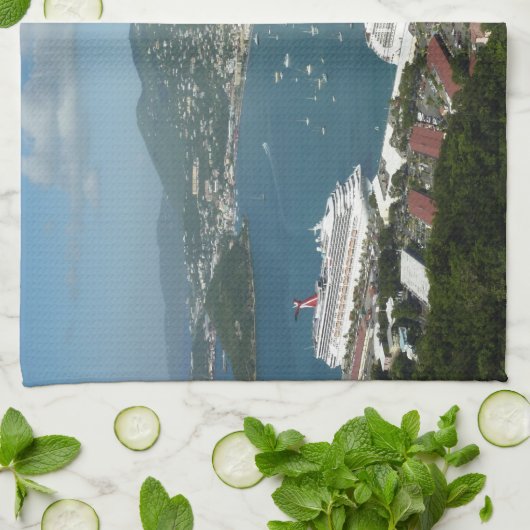 Hafen in St. Thomas Geschirrtuch (Gefaltet)