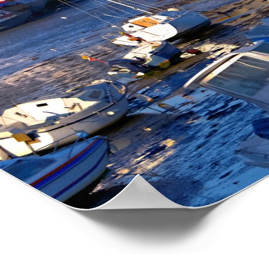 Hafen von Barfleur in Frankreich Poster (Ecke)