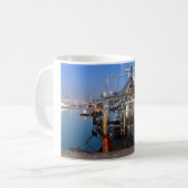 Hafen von Saint-Vaast-la-Hougue in Frankreich Kaffeetasse (Vorderseite Links)