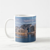 Hafen von Sliema und Wolkenkratzer in Malta Kaffeetasse (Links)