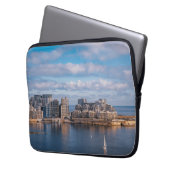 Hafen von Sliema und Wolkenkratzer in Malta Laptopschutzhülle (Vorderseite Links)