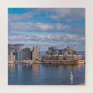 Hafen von Sliema und Wolkenkratzer in Malta Puzzle