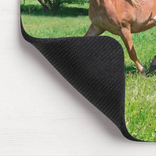 Haflinger Pferde mit Niedlichen Foals Run Funny Fo Mousepad (Ecke)