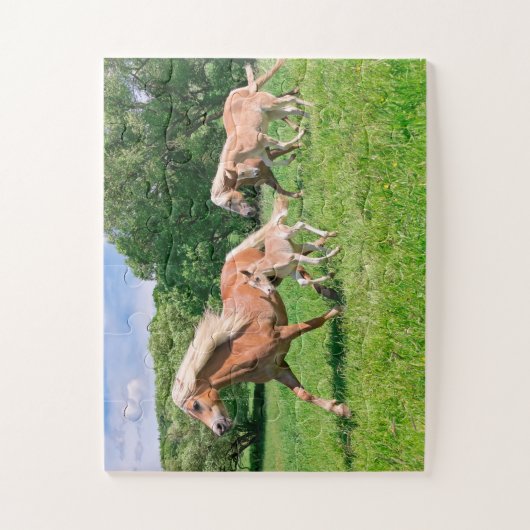Haflinger Pferde mit Niedlichen Foals Run Funny Fo Puzzle (Vertikal)