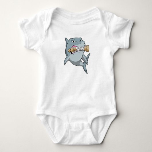 Hai an Schach mit Schachfigur König Baby Strampler (Vorderseite)