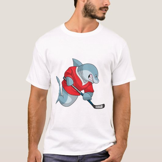 Hai beim Eishockey mit Eishockeystick T-Shirt (Vorderseite)