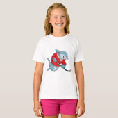 Hai beim Eishockey mit Eishockeystick T-Shirt (Vorne ganz)