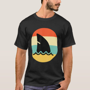 Hai Fin Retro Style Shark T-Shirt