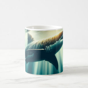 Hai in der Tiefsee und Sonnenlicht Kaffeetasse